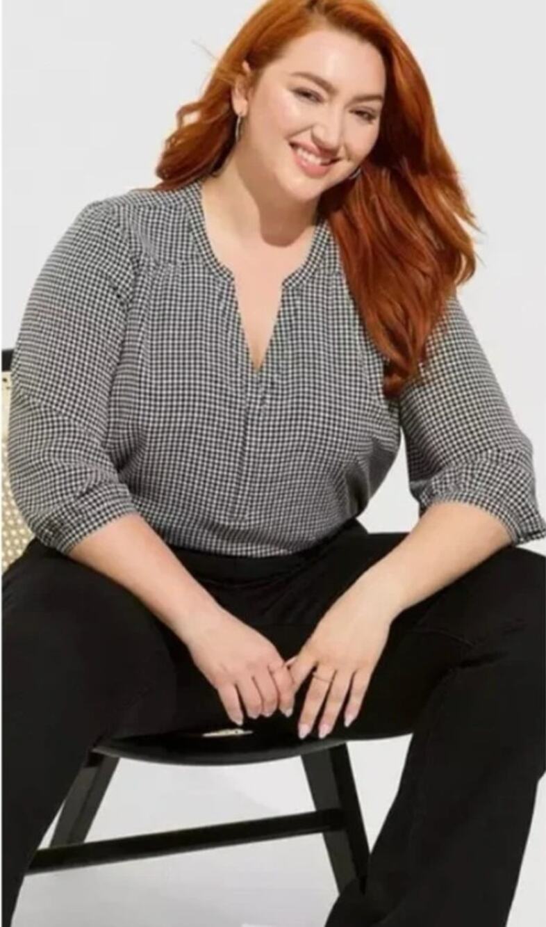 Torrid Harper Blouse Size 2X Plus Black White Houndstooth Split Neck 3/4 Sleeve